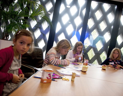 Kinderuniversiteit 'Licht'-21005