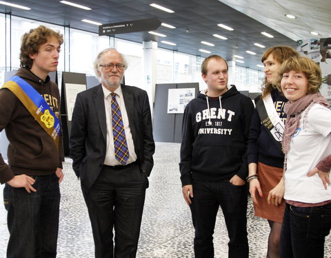 UGent-studenten For Life voor een lokaal goed doel: studenten zwemmen 24 uur in het geld voor vzw Toontje (Gentbrugge)-21476