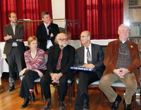 Ondertekening protocol voor schenking Charles Vandenhove, kaderend in het concept van het ‘Vandenhove Paviljoen’ en uitreiking e