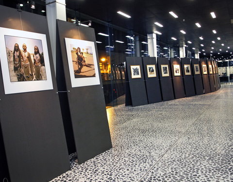 Opening tentoonstelling ‘Ethiopië, Mystiek en Magie’, foto's van Clem Willems die verkocht worden ten voordele van de armsten in