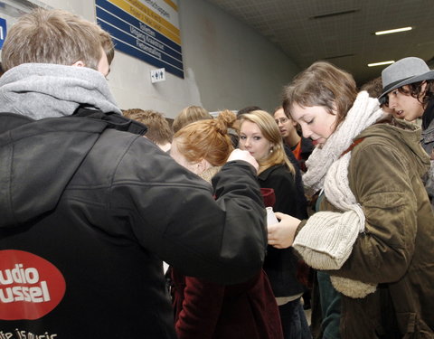 UGent studenten steunen Music for Life-actie 2012, die aandacht heeft voor dementie-22395