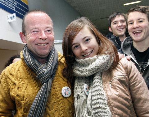 UGent studenten steunen Music for Life-actie 2012, die aandacht heeft voor dementie-22403