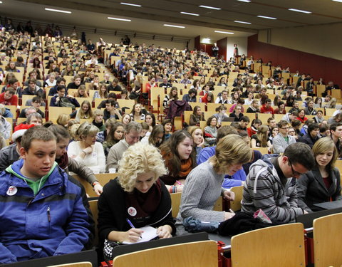 UGent studenten steunen Music for Life-actie 2012, die aandacht heeft voor dementie-22414