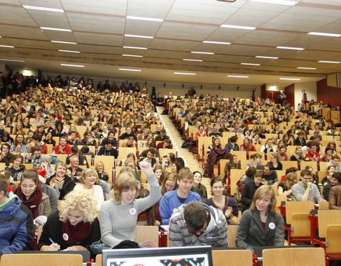 UGent studenten steunen Music for Life-actie 2012, die aandacht heeft voor dementie-22416