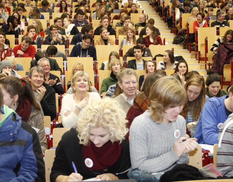 UGent studenten steunen Music for Life-actie 2012, die aandacht heeft voor dementie-22417