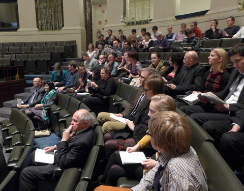 Uitreiking onderscheidingen 2012 voor onderwijs, onderzoek en maatschappelijke en wetenschappelijke dienstverlening-22497