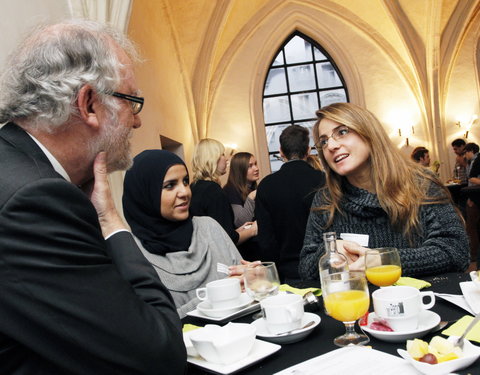 Onthaalontbijt voor nieuwe medewerkers, aangenomen tijdens de periode van 1 oktober tot 30 november 2012-22580