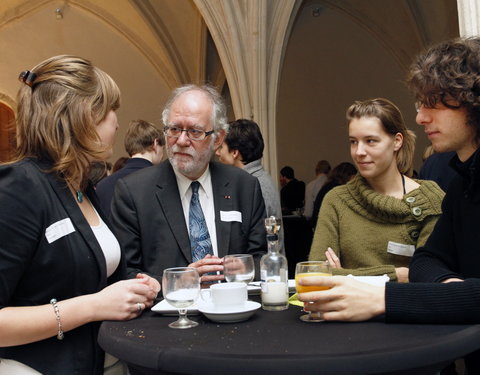 Onthaalontbijt voor nieuwe medewerkers, aangenomen tijdens de periode van 1 oktober tot 30 november 2012-22590