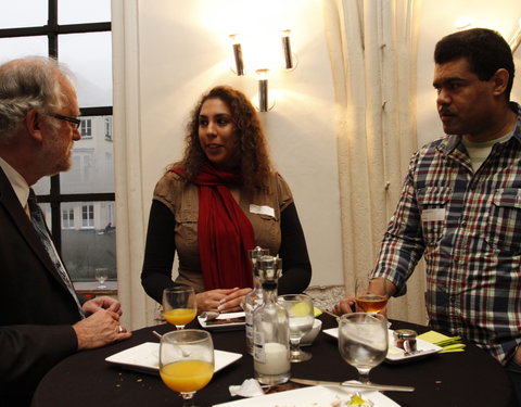 Onthaalontbijt voor nieuwe medewerkers, aangenomen tijdens de periode van 1 oktober tot 30 november 2012-22594