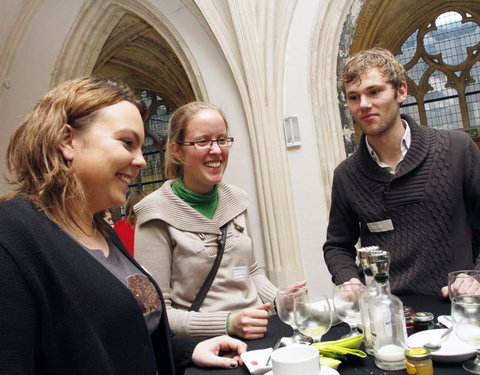 Onthaalontbijt voor nieuwe medewerkers, aangenomen tijdens de periode van 1 oktober tot 30 november 2012-22606