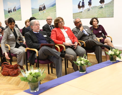 Uitreiking erkentelijkheidsmedaille en ondertekening charter UGent-ESPOL-25598