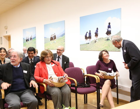 Uitreiking erkentelijkheidsmedaille en ondertekening charter UGent-ESPOL-25630