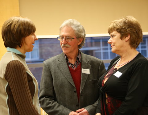 Uitreiking erkentelijkheidsmedaille en ondertekening charter UGent-ESPOL-25636