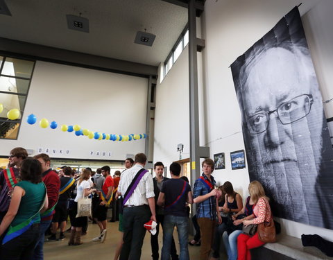 Afscheidsfeest door de UGent studenten georganiseerd voor de rector-26817