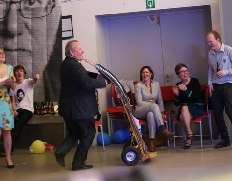 Afscheidsfeest door de UGent studenten georganiseerd voor de rector-26976