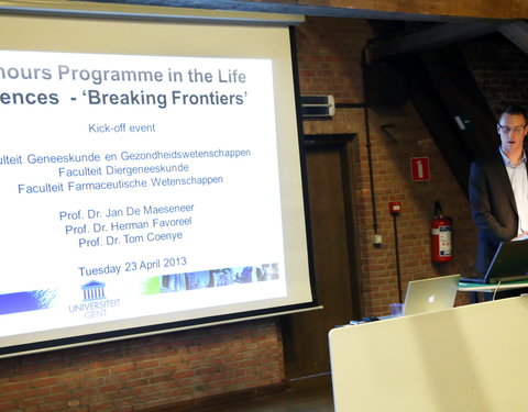 Kick-off Honours Programme in Life Sciences: Breaking Frontiers-27126