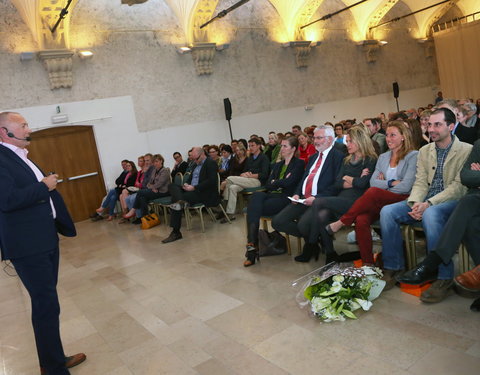 Gentse Alumni Psychologie (GAP) verkiezen Jef Brouwers tot 'Psycholoog van het jaar'-27170