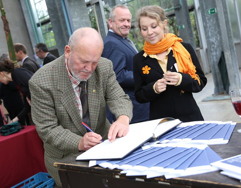 Uitreiking institutioneel eredoctoraat in Plantentuin-28142