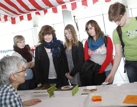 Ecomarkt, afsluiter van UGent energiecampagne 2012-2889