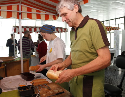 Ecomarkt, afsluiter van UGent energiecampagne 2012-2891