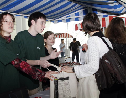 Ecomarkt, afsluiter van UGent energiecampagne 2012-2898