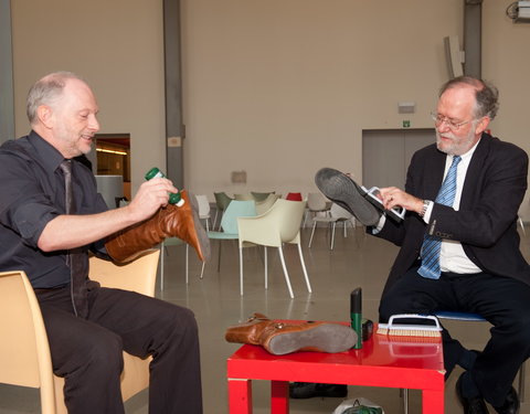 Music for Life, inzamelactie georganiseerd door Studio Brussel en het Rode Kruis Vlaanderen ten bate van 'Moeders op de vlucht v