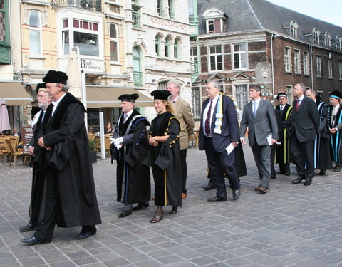 Uitreiking institutioneel eredoctoraat in NTGent-29900