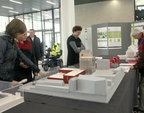 Openstelling van het Universiteitsforum (Ufo) in de Sint-Pietersnieuwstraat n.a.v. 'dag van de architectuur'-30414