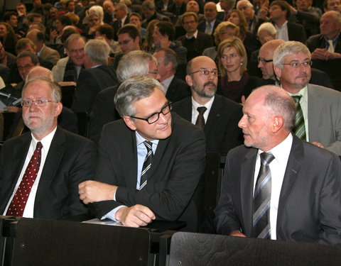 Officiële opening van het Universiteitsforum (Ufo) in de Sint-Pietersnieuwstraat-30437