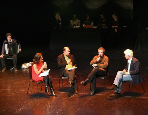 Uitreiking tweejaarlijkse Decent Society Award aan prof. Peter Sloterdijk in Kunstencentrum Vooruit-30803