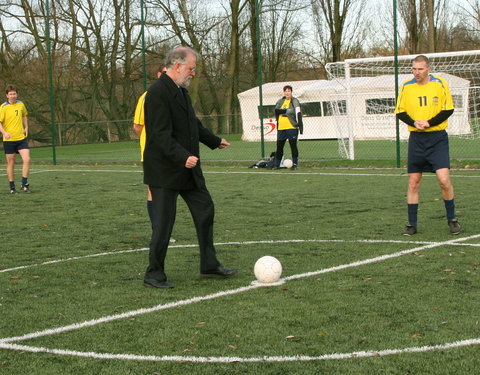 Opening UGent kunstgrasveld aan de Noorderlaan (Watersportbaan), een samenwerking tussen diverse UGent vakgroepen en Desso Sport