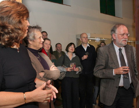 Nocturne van de presentatie ‘(On)belangRIJKE dingen’ in het UGent museum van de Etnografische Verzamelingen-31031