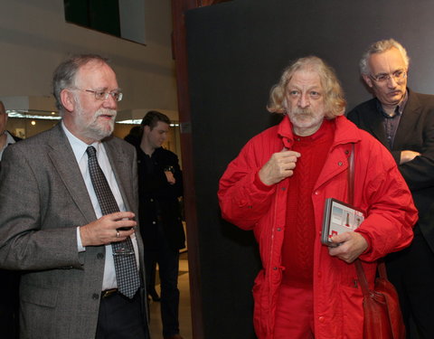 Nocturne van de presentatie ‘(On)belangRIJKE dingen’ in het UGent museum van de Etnografische Verzamelingen-31032