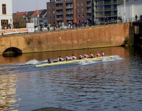 Eerste studentenroeiregatta te Gent (Portus Ganda) -32175