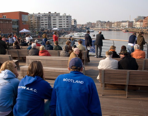 Eerste studentenroeiregatta te Gent (Portus Ganda)-32178