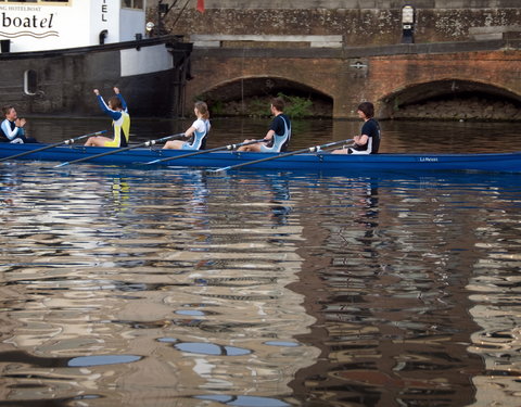 Eerste studentenroeiregatta te Gent (Portus Ganda)-32195