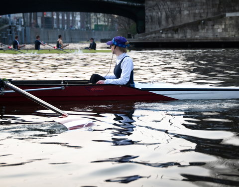 Eerste studentenroeiregatta te Gent (Portus Ganda)-32197