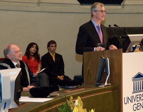 Uitreiking institutioneel eredoctoraat 2008-32225