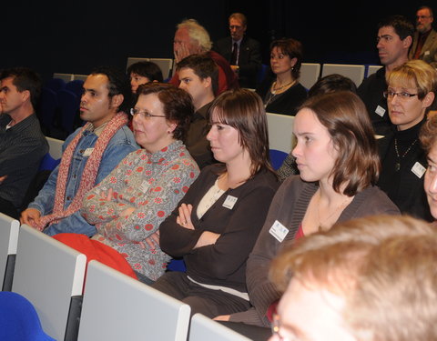 Bezoek Prinses Astrid aan onderzoeksgroep Moleculaire Celbiologie-32587