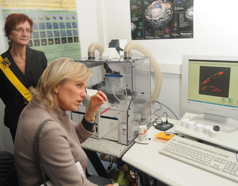 Bezoek Prinses Astrid aan Moleculaire Celbiologie