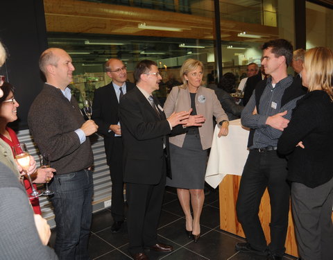 Bezoek Prinses Astrid aan onderzoeksgroep Moleculaire Celbiologie-32616