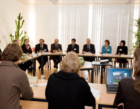 Bezoek van prinses Astrid n.a.v. uitreiking van driejaarlijkse Prijs De Beys aan het International Centre for Reproductive Healt