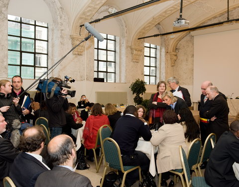 Bezoek van prinses Astrid n.a.v. uitreiking van driejaarlijkse Prijs De Beys aan het International Centre for Reproductive Healt