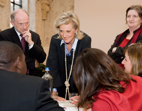 Bezoek van prinses Astrid n.a.v. uitreiking van driejaarlijkse Prijs De Beys aan het International Centre for Reproductive Healt