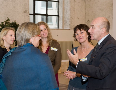 Bezoek van prinses Astrid n.a.v. uitreiking van driejaarlijkse Prijs De Beys aan het International Centre for Reproductive Healt