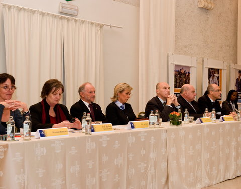 Bezoek van prinses Astrid n.a.v. uitreiking van driejaarlijkse Prijs De Beys aan het International Centre for Reproductive Healt