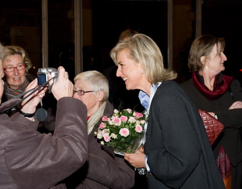 Bezoek van prinses Astrid n.a.v. uitreiking van driejaarlijkse Prijs De Beys aan het International Centre for Reproductive Healt