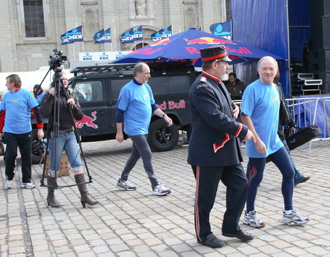 12-urenloop 2007 op het Sint Pietersplein-32927