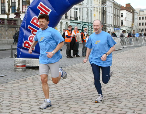 12-urenloop 2007 op het Sint Pietersplein-32937