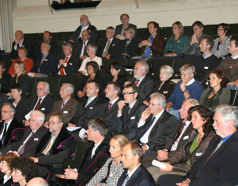 Viering 100 jaar opleiding Lichamelijke Opvoeding met uitreiking van eredoctoraat-33259